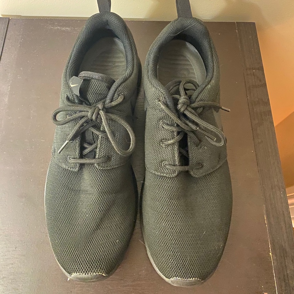 Nike All Black Sneakers